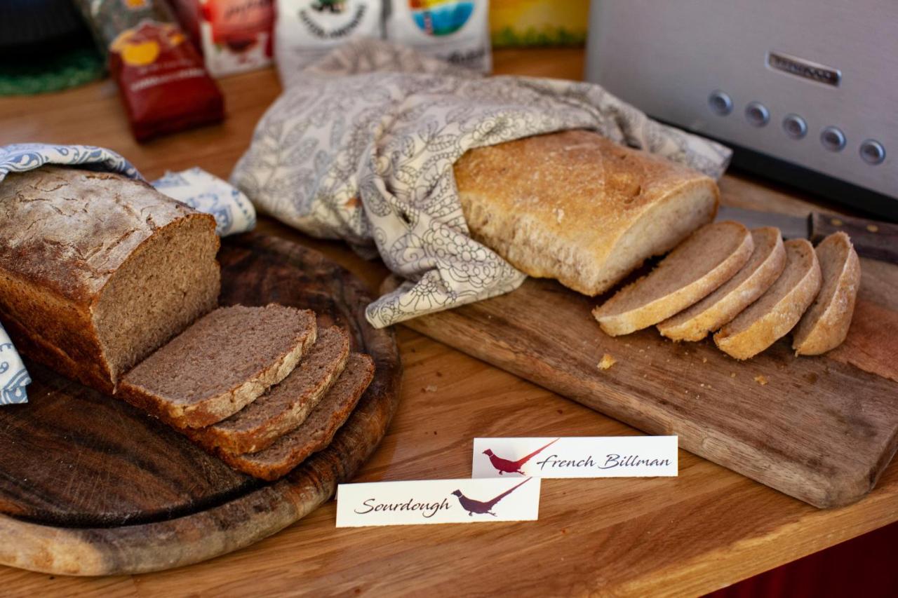 Three Pheasants Boutique Bed And Breakfast Ekeby  Экстерьер фото