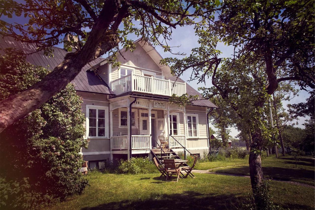 Three Pheasants Boutique Bed And Breakfast Ekeby  Экстерьер фото